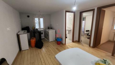 Piso de 55 m<sup style='color: #fff;'>2</sup> con 2 habitaciones y 1 baños en Centro.